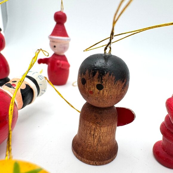 Hand-Painted Vtg Wooden Christmas Ornaments Set Of 15 Figurines Mid-Century - Picture 7 of 16